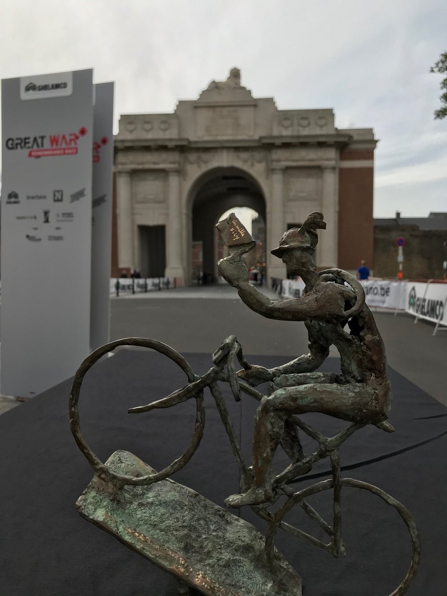 Who will hold this beautiful Camille Fily trophy in less than an hour? ⁦<a href="/StadIeper/">Stad Ieper</a>⁩ ⁦<a href="/Remembrancerace/">Great War Remembrance Race</a>