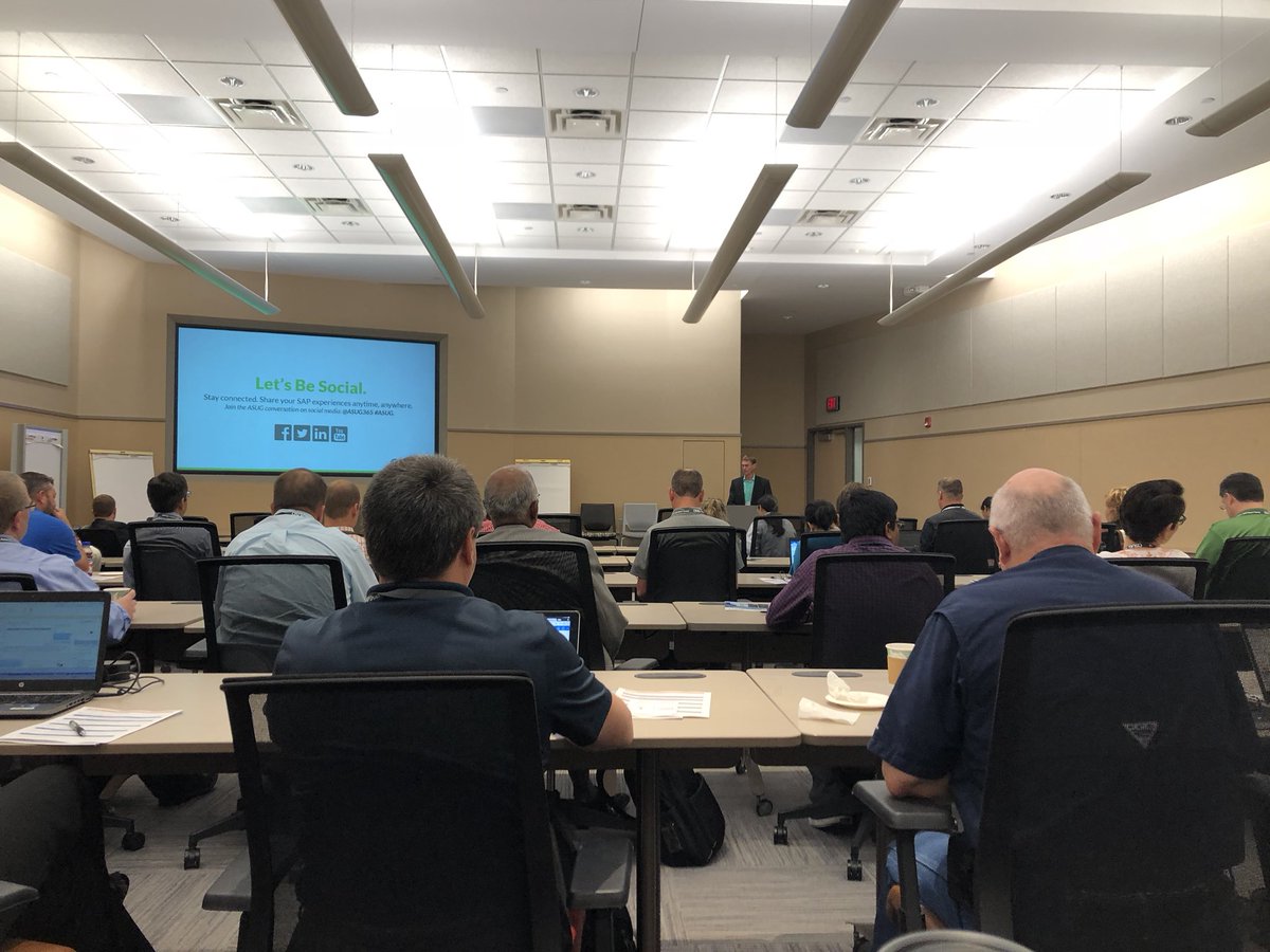 patrickweil's tweet image. The room is packed at August ASUG Midwest Central Chapter meeting. Eric Halbur kicking things off @asug_mwc #ASUG