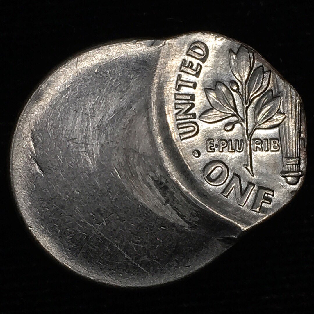 OldPuebloCoin's tweet image. This dime is struck off center. Just a little bit. 

#errorcoins 
#minterror 
#coins 
#numismatics 
#coincollecting