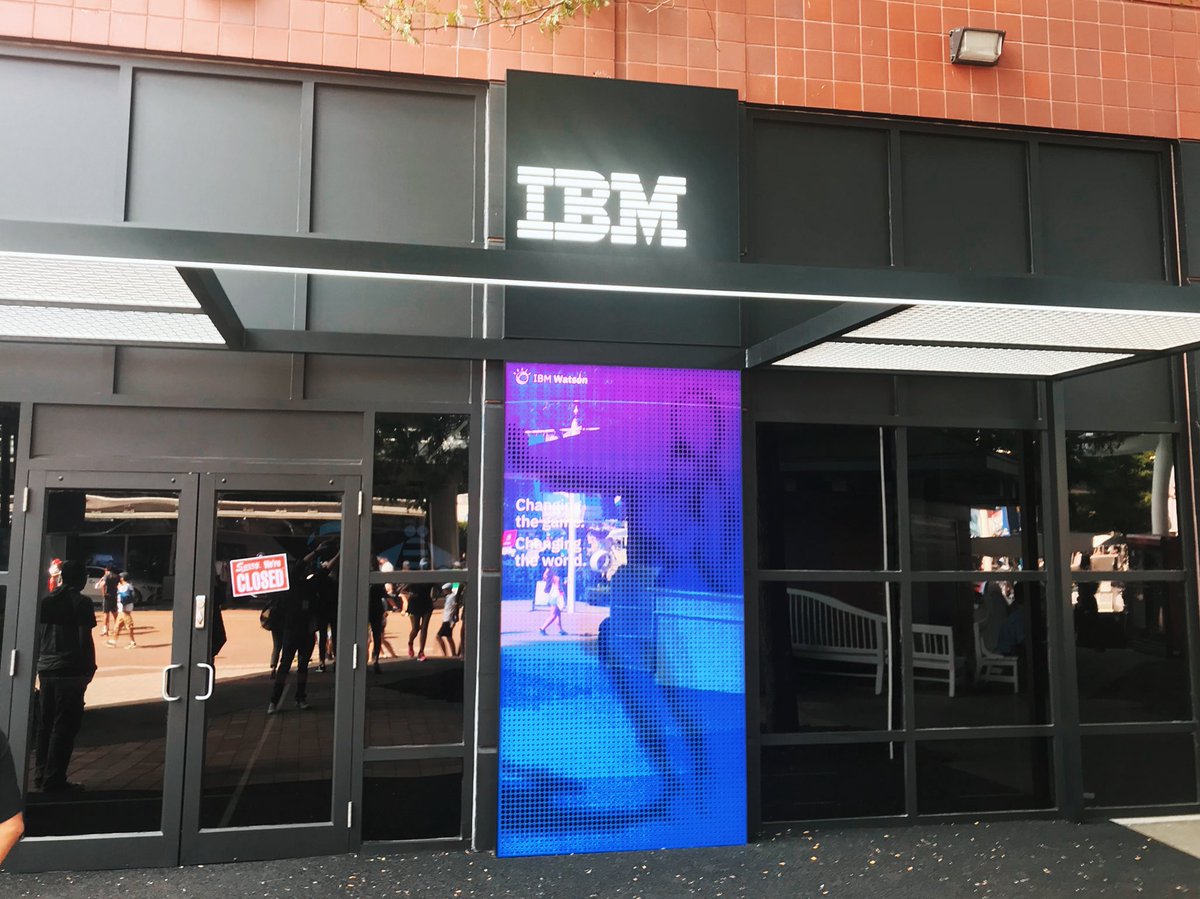ChrisEscobar's tweet photo. Visit the @IBM AI experience starting next week at the @usopen #myaihighlight #USOpen2018 @IBMSports πΎ https://t.co/zjkkZO5h7Z