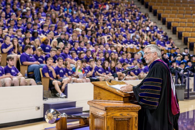 tennesseetech's tweet photo. At 3 p.m. today we will welcome the class of 2022 to the academic community of the University! Watch live: https://t.co/a3nZkDhgBK #TNTech22 #TNTechWelcome #WeAreTNTech https://t.co/vEcYsVRFP4