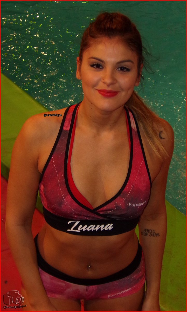CintiaVRojas's tweet photo. #CombateSabado18 @lulyfernandezml https://t.co/lGBvUGkJsl