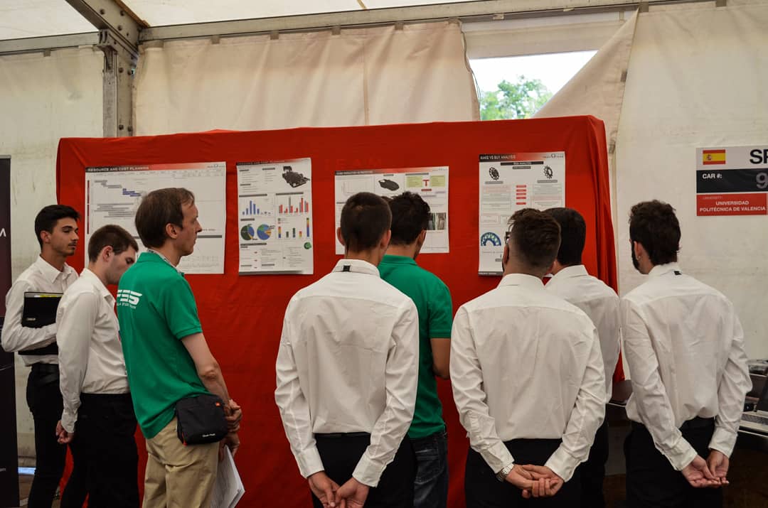 FSUPVteam's tweet photo. Estamos en las finales de Cost!!
//
We are on cost finals!!
#FSS18 https://t.co/0UEFJy9wI6