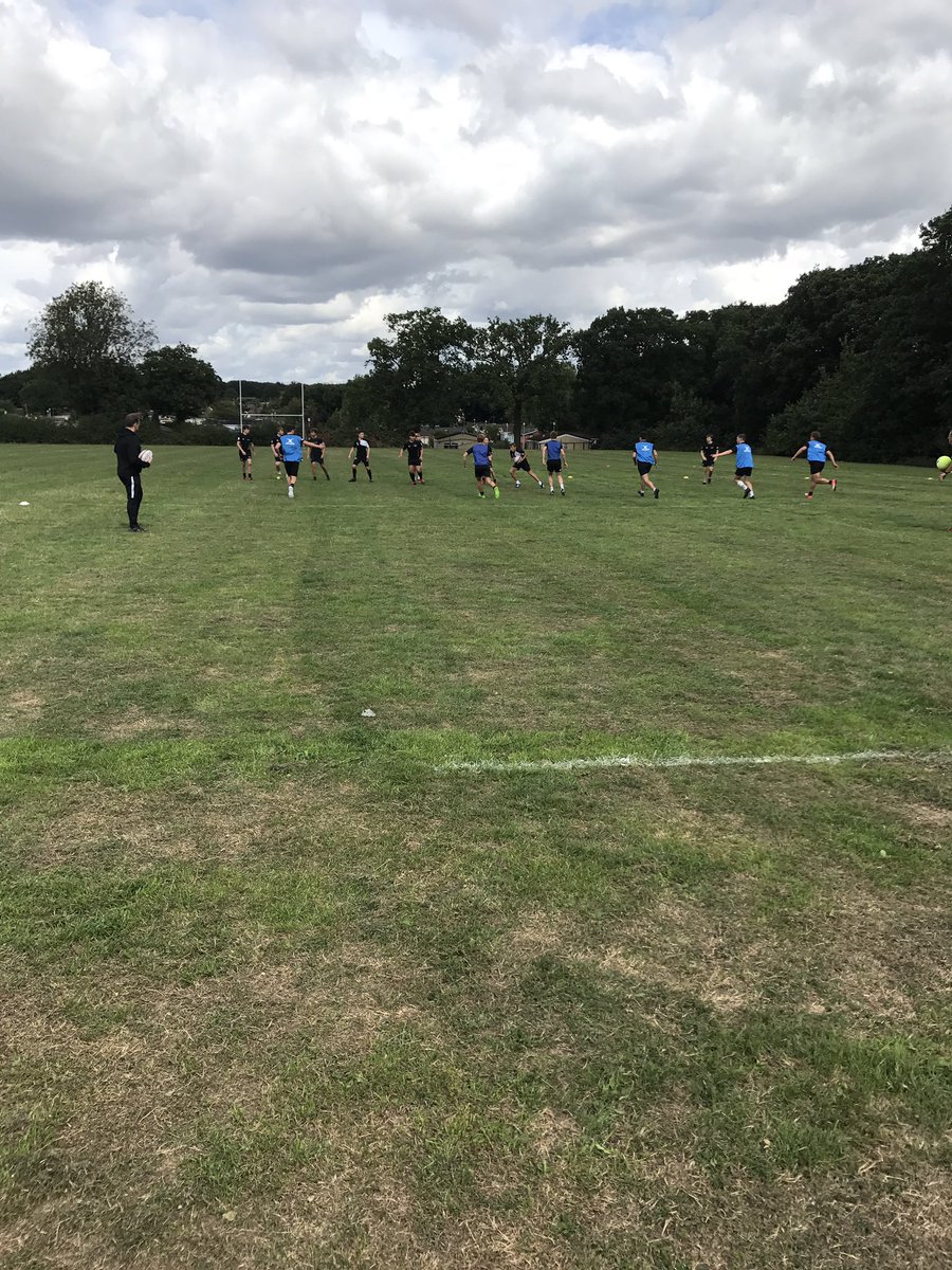 Woodlands_sch's tweet photo. The Rugby pre-season started today for our seniors thanks to @Hollers_9 and @SeevicStorm for the sessions #attackingoptions #coreskills #woodlandsrugby https://t.co/eE9yHYirsz