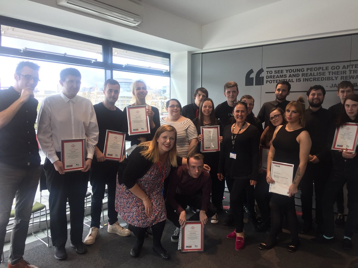 BoostYourself_'s tweet photo. What a fabulous group of graduates from The #princestrustsco Get Into Hospitality! So proud of these 17 starters and 17 finishers! Well done to you all. #YouthCanDoIt https://t.co/IIBtSFDuIx