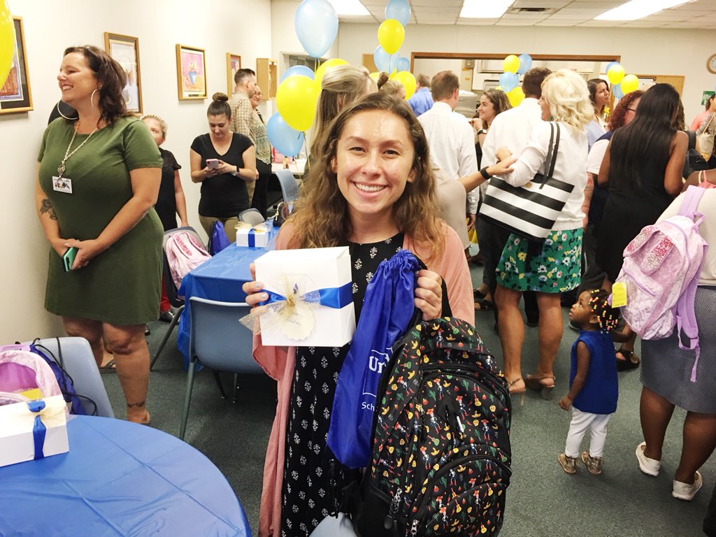 myvsuw's tweet photo. Why $530? That’s how much a teacher spends on average from his/her own pocket to buy necessary school supplies. With this gift, thanks to @Walmart, we hope these educators don’t have to make sacrifices to stock their classrooms. #walmartaction https://t.co/lctEpuET6R