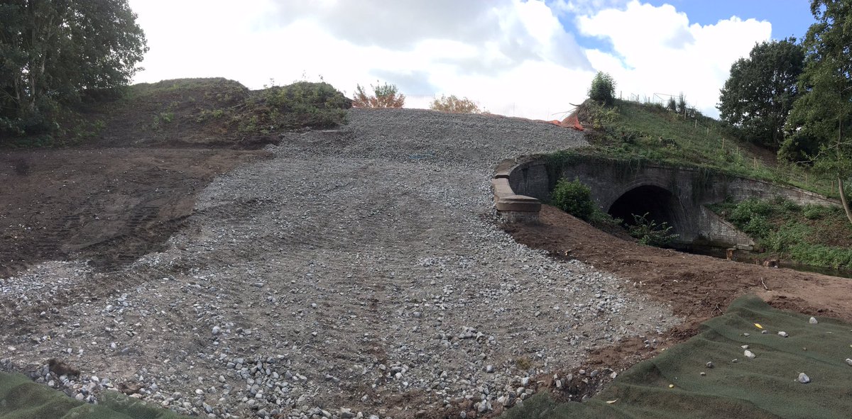 Middlewich Breach: Latest photos taken today of the breach repair. Several meters height to go. Will obviously be dressed with topsoil and grass seeded. <a href="/CRTNorthWest/">Canal & River Trust North West</a>