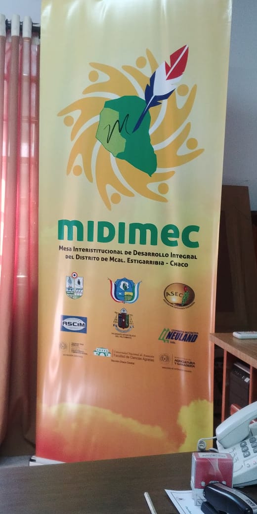 iicaparaguay's tweet photo. Con el objetivo de crear #Sinergias de #Cooperación el Dr. Ricardo Orellana #Rtte #IICAPy viajó al corazón del #ChacoPyo a fin de reunirse con Don Elmer Vogt, Intendente de Mariscal Estigarribia y Presidente de la #MesaInteristitucional y Don Roque Zavala, Asesor #MariscalSeVive https://t.co/pOoT1sH6d4