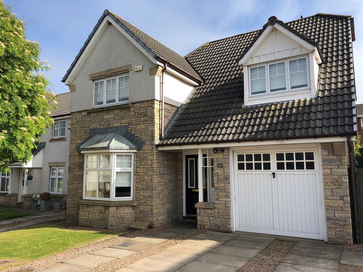 Four bedrooms, two public rooms and two bathrooms all in this beautiful property in the popular Bridge of Don suburb.  #Aberdeenproperty

ledinghamchalmers.com/estate-agency/…