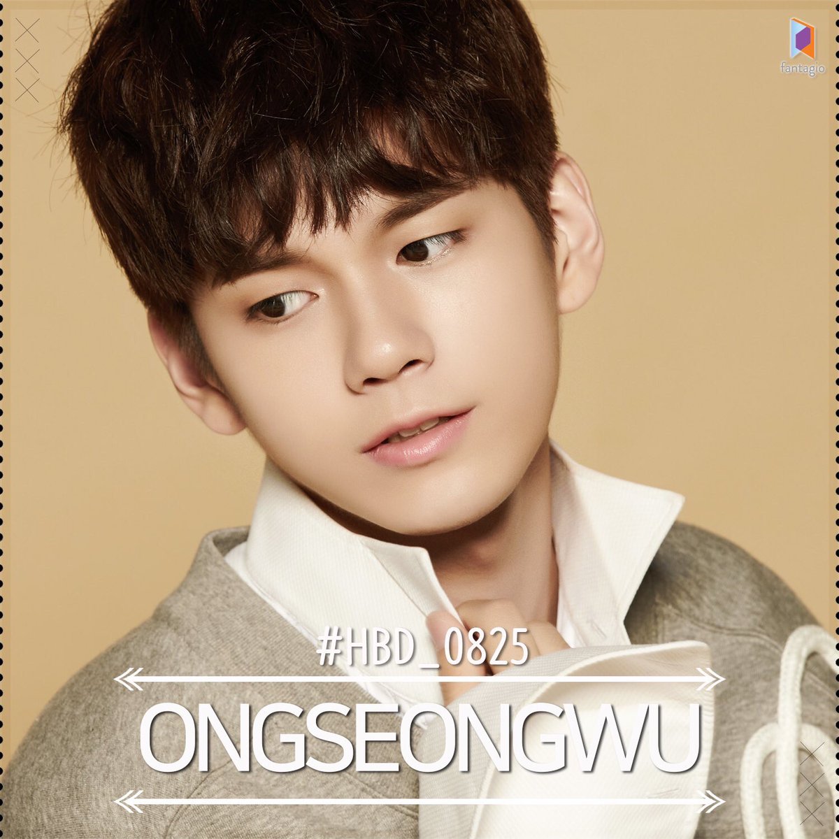 ong_masternim's tweet photo. 💙✨🎂🌹 uri boy’s birthday poster from official W1 twt, Fantagio and Clavis

~*~ 
#찬란한별_옹성우_생일축하해
#Happy_ONG_Day
#옹성우
~*~ https://t.co/qJKi8OM1nF