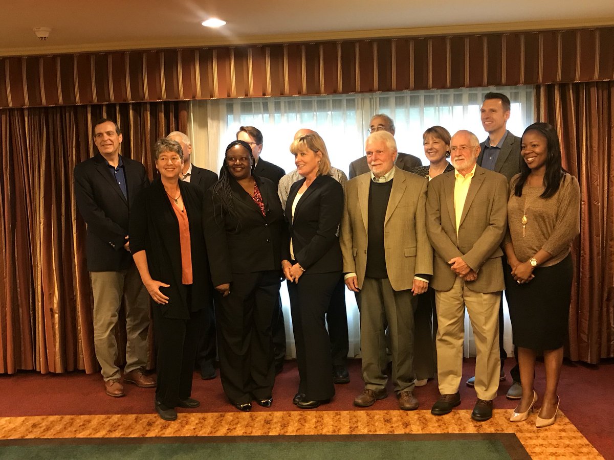 DrNwando's tweet photo. I’m so thrilled to join the Board of Directors for the newly merged @QualisHealth @HealthInsight_ entity! Very exciting times for health care transformation, with wonderful people who truly want to make care delivery better! https://t.co/mmWdSX0zVb