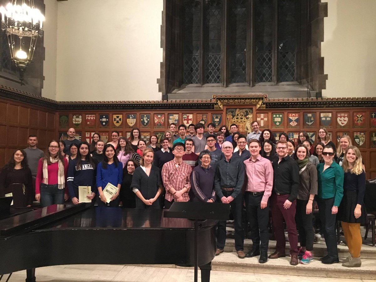 HartHouseChorus's tweet photo. Audition season is now OPEN! Visit https://t.co/qDjPprFk7z to sign up for an audition slot for the 2018-2019 season. https://t.co/GJ1l8Vais7