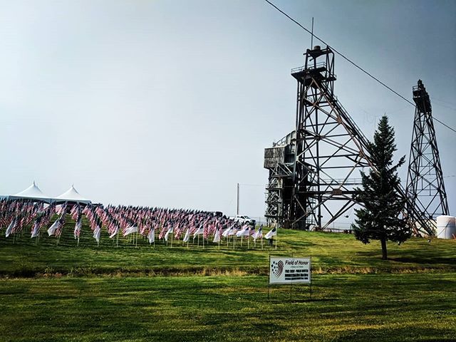 Butte_Elevated's tweet photo. The opening ceremony for the Field of Honor will be held at 12pm today at the Belmont Headframe (Mercury Street and Continental Drive.) We look forward to seeing the community at this moving ceremony.
#ButteElevated #LiveElevated #VisitButte #FieldOfHon… https://t.co/yHMQ7uMTke https://t.co/a2QYKkbvhP