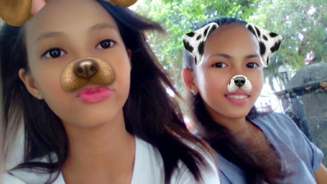 Ayeshiiee1's tweet image. #DuringPractice
#WithMyBestfriend
#Snapchat
     Nakakapagod mag practice sa cheer dance....😩😇