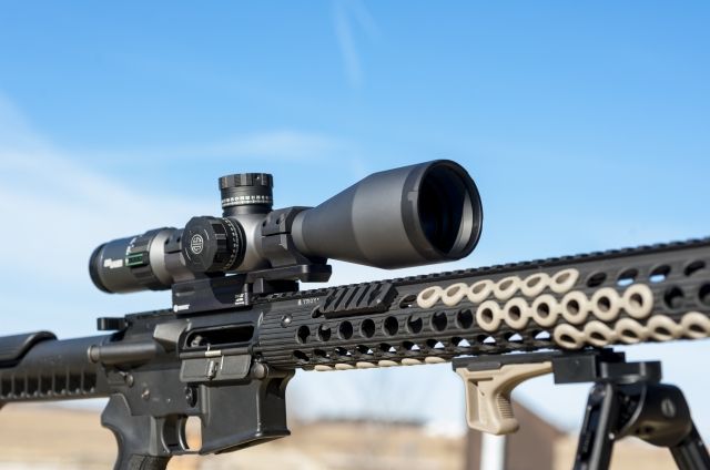 GenEnterprises's tweet image. #SigSauer Tango6 #TacticalScope #Hunting #Scope #LongRangeScope
facebook.com/GenEnterprises/
BUY LINK: tinyurl.com/sigsauertango6
Specifications:
 - Magnification: 5-30x
 - Objective: 56mm
 - Field of View: 20.2-3.4 ft @ 100 yds
 - Eye Relief: 3.8"
 - Length: 14.25"
 - Weight: 42.2 oz