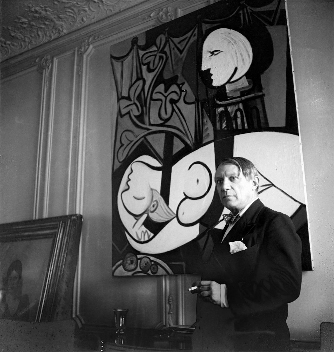 Tate's tweet photo. LAST CHANCE: The EY Exhibition: #Picasso1932 is open until 10pm on the following days for any last minute visitors: 26, 27 &amp; 31 Aug and 1, 2, 6, 7, 8 &amp; 9 Sep 🎨 https://t.co/XF7eBo33MN
The exhibition is part of The EY Tate Arts Partnership https://t.co/fjGOlyESp9