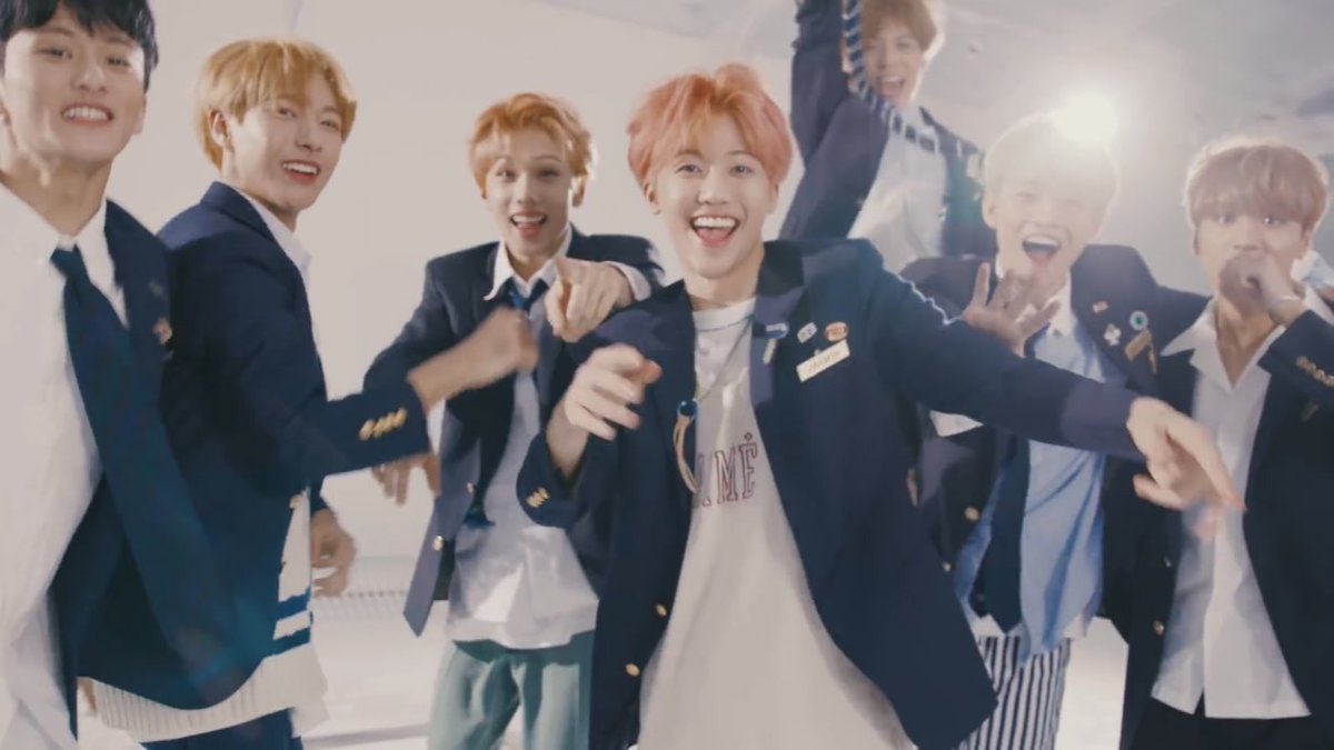 renjun the fox tweet media