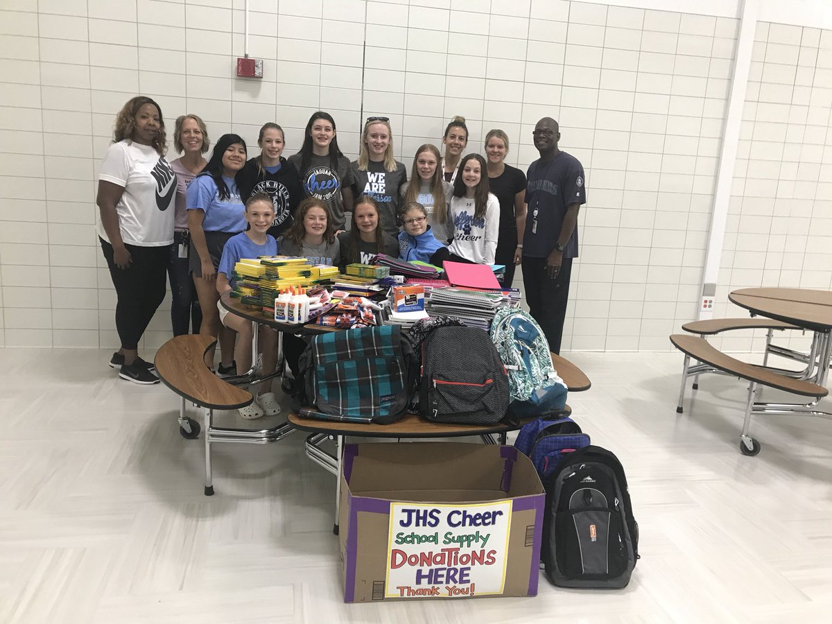 shrrlllindsey's tweet photo. Love the difference these amazing young women from @jeffjaguars Cheer Team are making for @HallStars_MPS students with loads of school supplies! 💙💚 @MPS_News #BackToSchool2018 https://t.co/D6UY2t3zfb