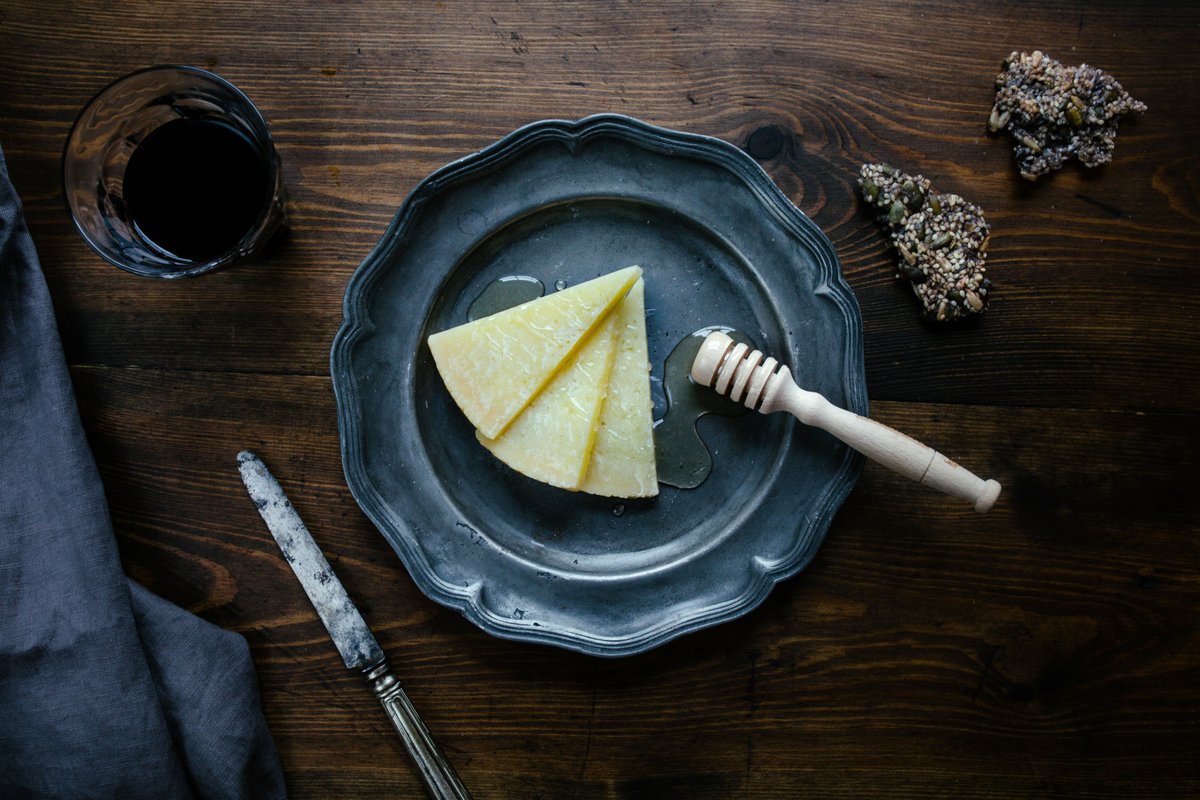 These are five of our favourite spots for tasty tapas and mouth-watering morsels: 

issuu.com/mediaclash/doc…

<a href="/pintxobath/">Pintxo de Bath</a> 
<a href="/samesamebath/">Same-Same</a> 
<a href="/PablosBistro/">Pablos Bistro</a> 
<a href="/corkagebath/">Corkage Restaurant in Bath</a> 
<a href="/bathindiechat/">Bath Indie Chat</a> 
<a href="/visitbath/">Visit Bath</a> 
<a href="/Ole_TapasUK/">OleTapasUK</a>