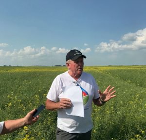 "Think like a plant" – Veteran Agri-Coach Elston Solberg discussing why agronomists needing a holistic view of agronomy in <a href="/realagriculture/">RealAgriculture</a>.
 
 hubs.ly/H0dv9Wj0