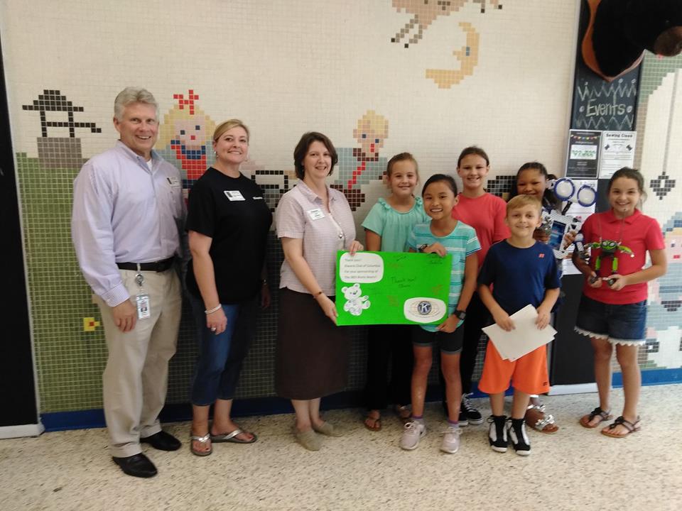 BionicBears_jb's tweet photo. Thank you Kiwanis of Columbia for your generous donation to the JBES Bionic Bears@JBESBears @cjmarczak #growmaury @johnccarver @JBESPrincipal  @Kiwanis @JBESBears https://t.co/BaPWXXebMz