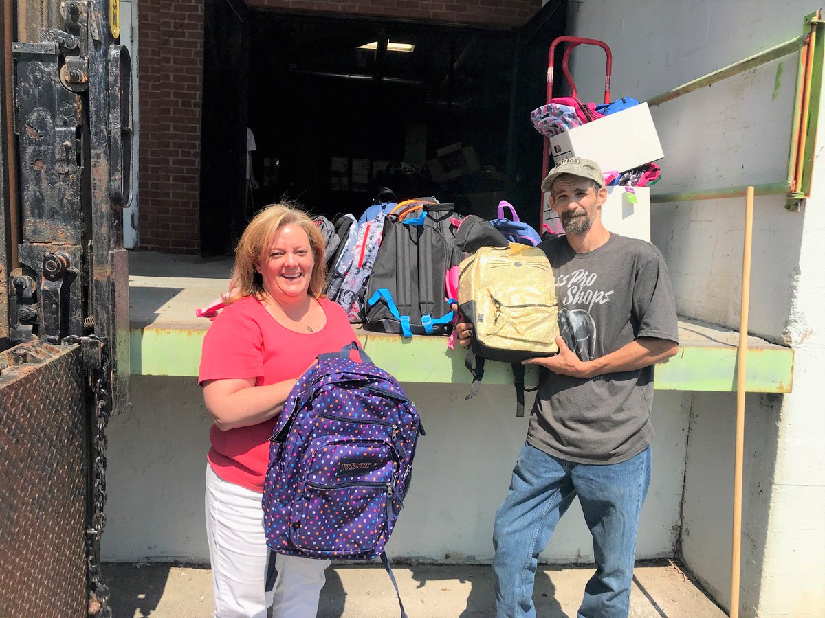WishProject's tweet photo. Backpacks continue to go out to our partner agencies thanks to our many generous donors. Next week over 1000 children in Greater Lowell will start school with a new backpack filled with school supplies. #thewishproject #backpackattack #backtoschool https://t.co/vA4mhxf33v