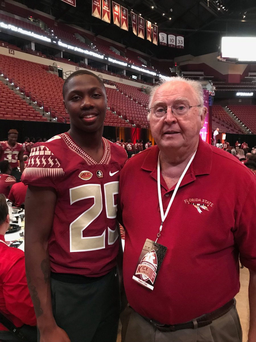 1agldy's tweet photo. #FSUkickoff Young freshman Isaiah Bolden from Tampa https://t.co/wbL6udDJpI