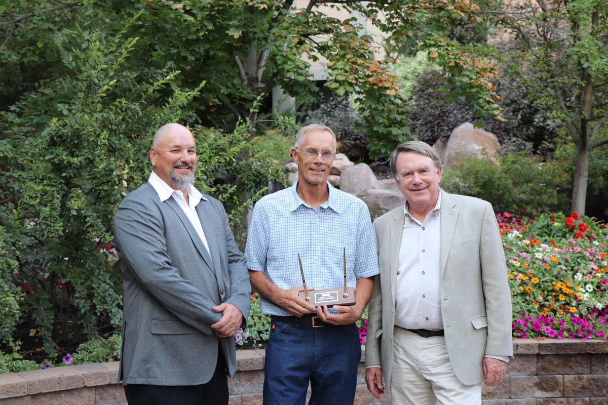 UAMPS_'s tweet image. Congratulations to Daniel Peterson from Monroe City on receiving your 10 year service award. UAMPS appreciates all that you do! #monroecity #uamps