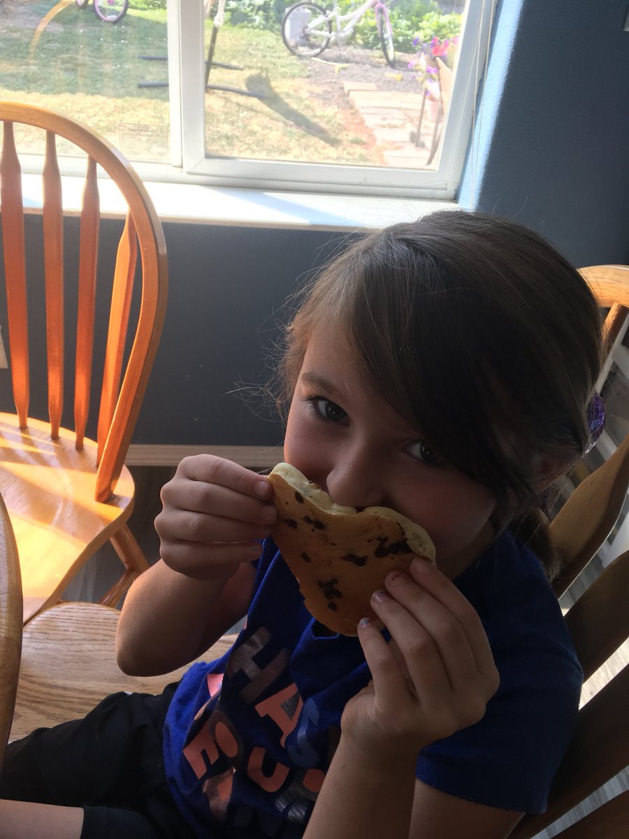 Corey_Laughary's tweet photo. Ain’t no party like a pancake party https://t.co/X60i4UCIJT