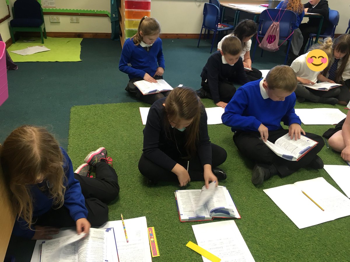 MissThomsonVPS's tweet photo. As part of grammar revision, P5B were working hard on their dictionary skills today. π Look at the thought going into it! #VPSgrammar #thinkingfaces https://t.co/aewMb06T2t