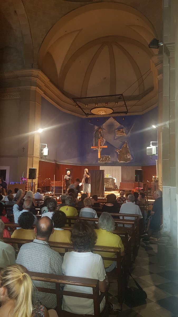 miatarter's tweet photo. 🔊Eiii que això comença!

Clam per la #llibertat al #Moianès

T'esperem a l'escola Pia de #Moià 

#LlibertatPresosPolíticsiExiliats 
#llibertatpresospolíticsiexiliats 
#LlibertatPresesPolitiques 
#usvolemacasa https://t.co/24pMNea94z