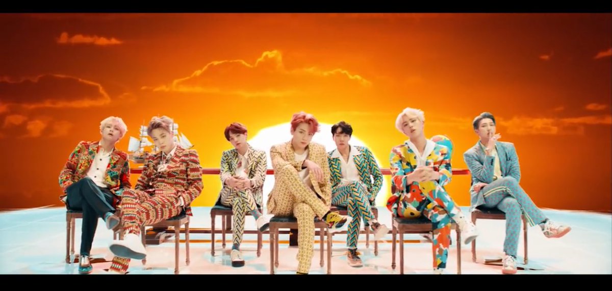 StayArmyz's tweet photo. LOS REYES VOLVIERON 👑 https://t.co/qK7RaM4vN1