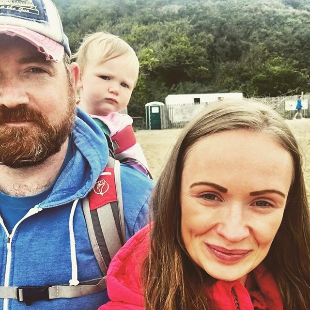 Therealnev's tweet photo. In between rain showers #family #beachday #carlyonbay #cornwallcoast #cornwalluk #britishweather #babybackpack #arosebetweentwothorns https://t.co/5jwdZHPpoj https://t.co/EVxspAB58O