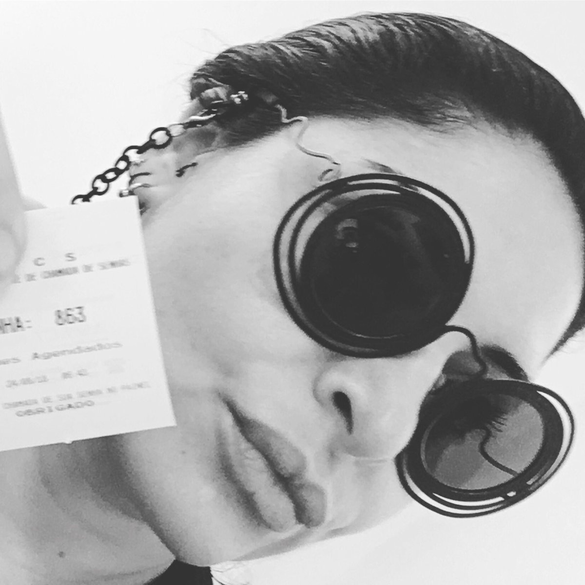 madeleinelacsko's tweet photo. Quem ganhar no bicho com a senha do meu check-up, favor dividir os lucros. 🔪💀✌️🇧🇷💋🔥❤️🙏 @blessoptical #granprime #metabologia https://t.co/tmjiM6vOLc