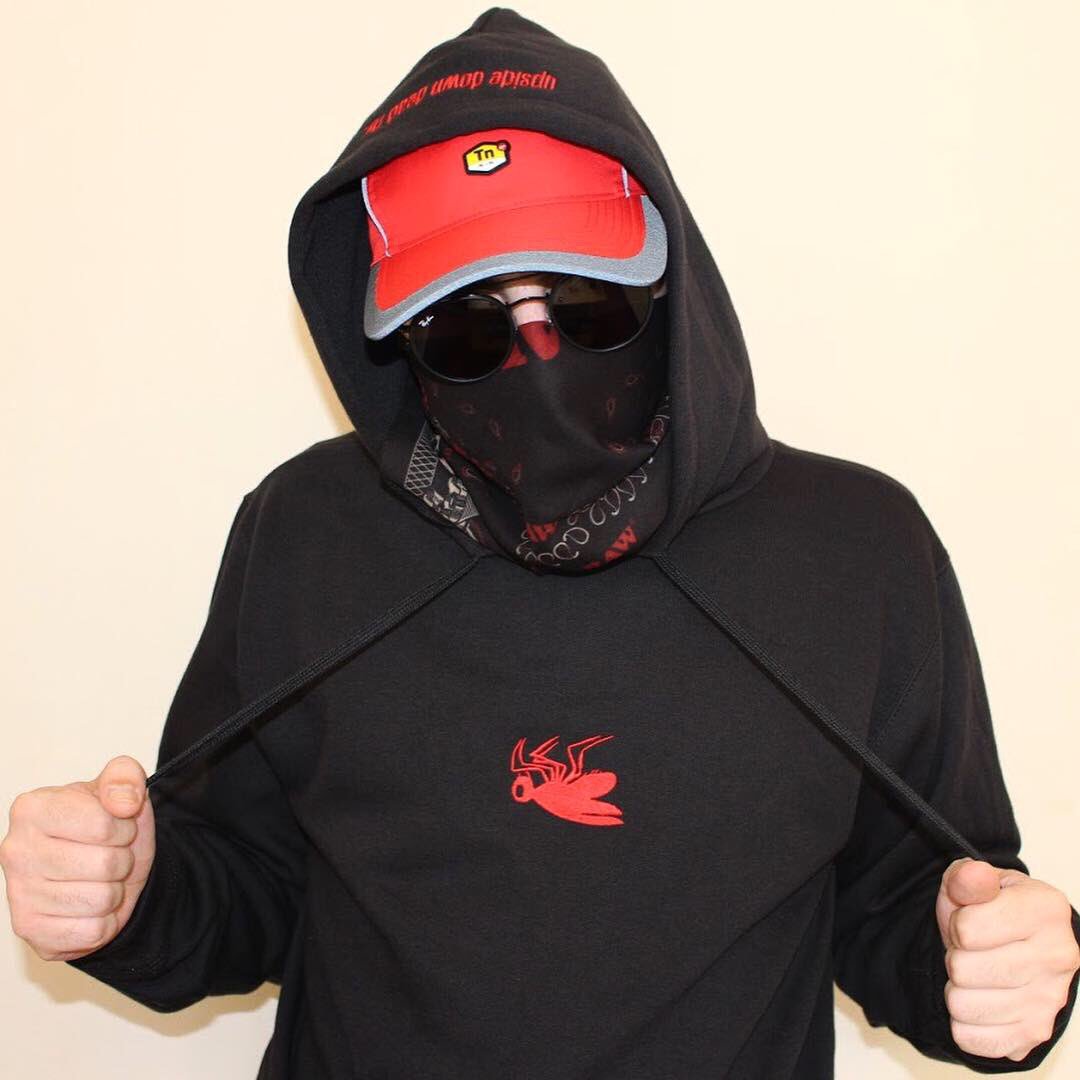 LunarCFT's tweet photo. New @boisht Blood drip Fly Hoodies available now on https://t.co/wjZAiwK5Ms 🔥 #Boisht https://t.co/habJSXWY8Q