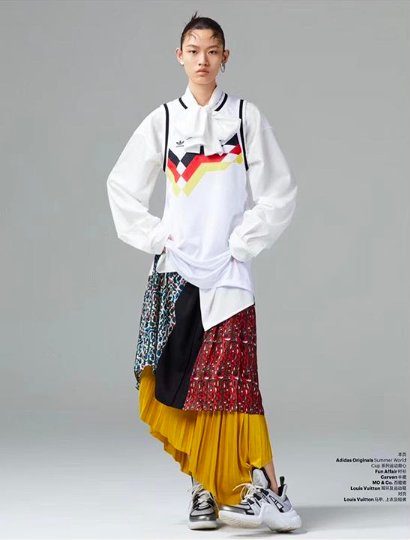 KGC_PR's tweet photo. Fun Affair 18AW ’Mädchen‘ embroidery Shirt on T Mag May Issue
Photographed by Primol Xue.

@tmagazine #womenswear #funaffair https://t.co/ZWvjiGCguP