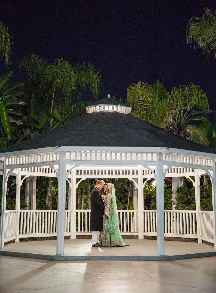 yumnahms's tweet photo. 9 months down as Mr. & Mrs. ๐ #nikkahversary #lifeofpy #somarried @NightwatchSwift https://t.co/p2hkrfSRnz