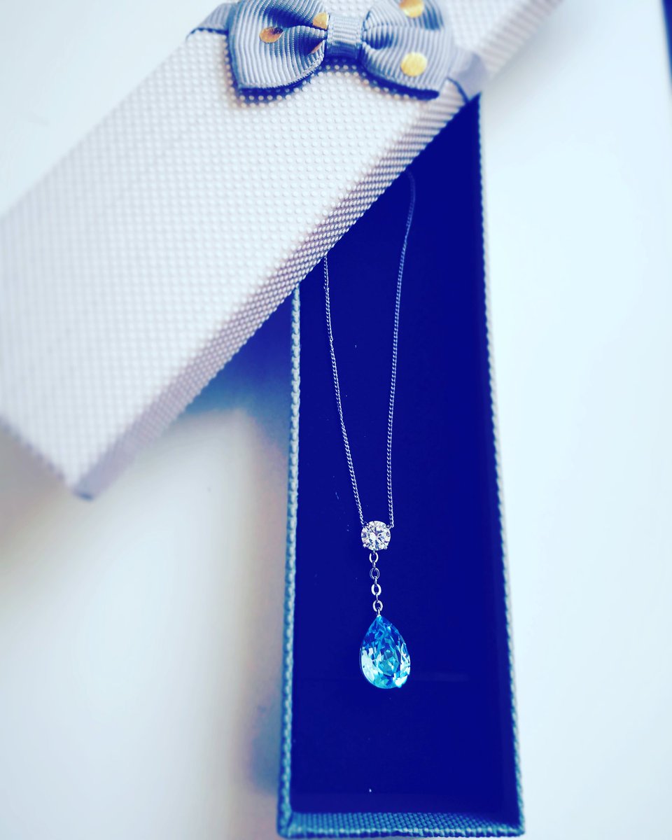 ViaCorso's tweet image. Pendant Necklace with crystal from Swarovski
Buy now through souq website 

souq.link/2nOAikh

#الجمعه #idol #jeddah_fashion #riyadhfashion #fashionista #trending
