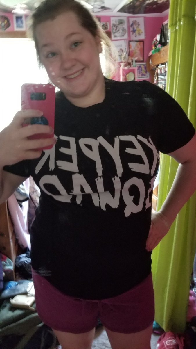 britts97_'s tweet image. Love my #keyper merch! @CollinsKey @DevanKey #keypersquad