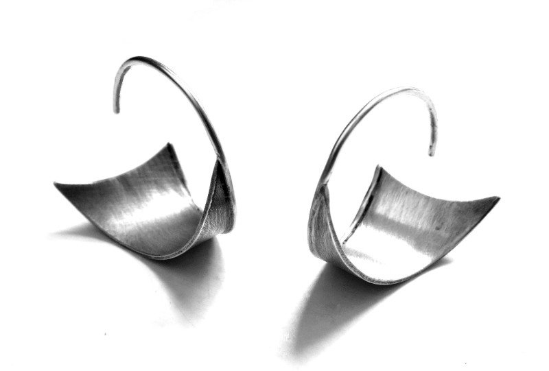 MaryESisulak's tweet photo. Celebrate Handmade - Celebrate Water - https://t.co/ABGun6Rovf handmade silver jewelry at Turtle Ridge Gallery this weekend. August 25 and 26. 10-5. Meet Sarah Mann on Sunday 10-5 #doorcounty #ellisonbay #turtleridge #todoindoorcounty https://t.co/BRCBQKGmJg