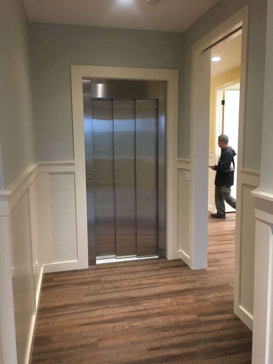 Anita Hofer tweet media