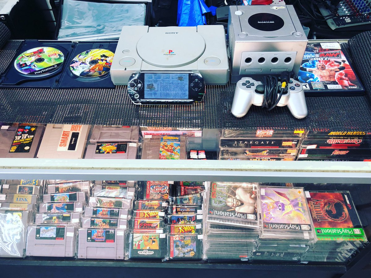 bklynvideogames's tweet image. Some of today’s trade-ins #ps1 #gamecube #dragonballzbudokaitenkaichi3 #sonypsp