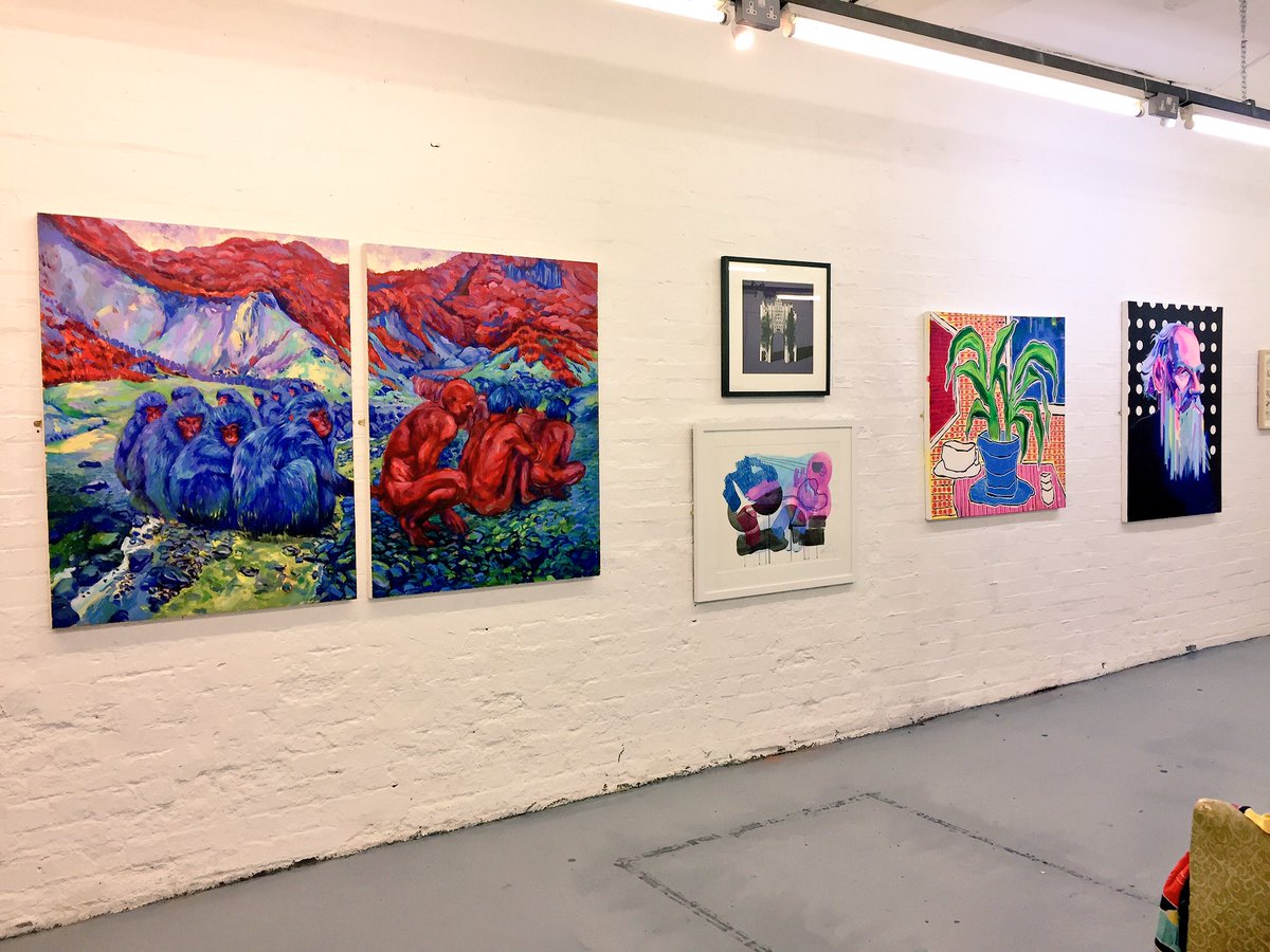 Get some @StudionAme art This weekend: @TimFowler85 new artwork in @LeicesterCQ, @PootlesMoon refugee art in #Leicester #cathedral, Group Show & Open Studios at @StudionAmeLei. STRONG! #artexibition #artcollectors @lcbdepot @dmuleicester @LSALeicester #BankHoliday #FridayFeeling