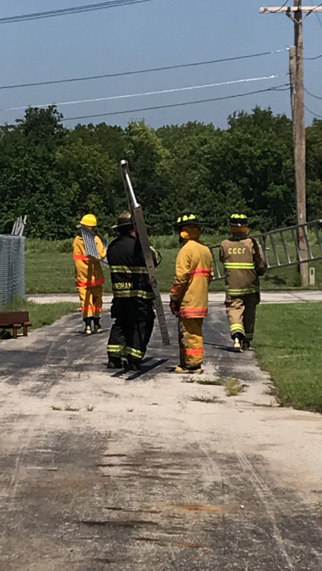 CassCareerCentr's tweet image. Superintendent @paul_mensching catching a glimpse of @CassCareerCentr Automotive and Fire Science students engaging in some afternoon skills training.  #CTEworks #careerpathways #futureready #WildcatFamily #GDTBAW