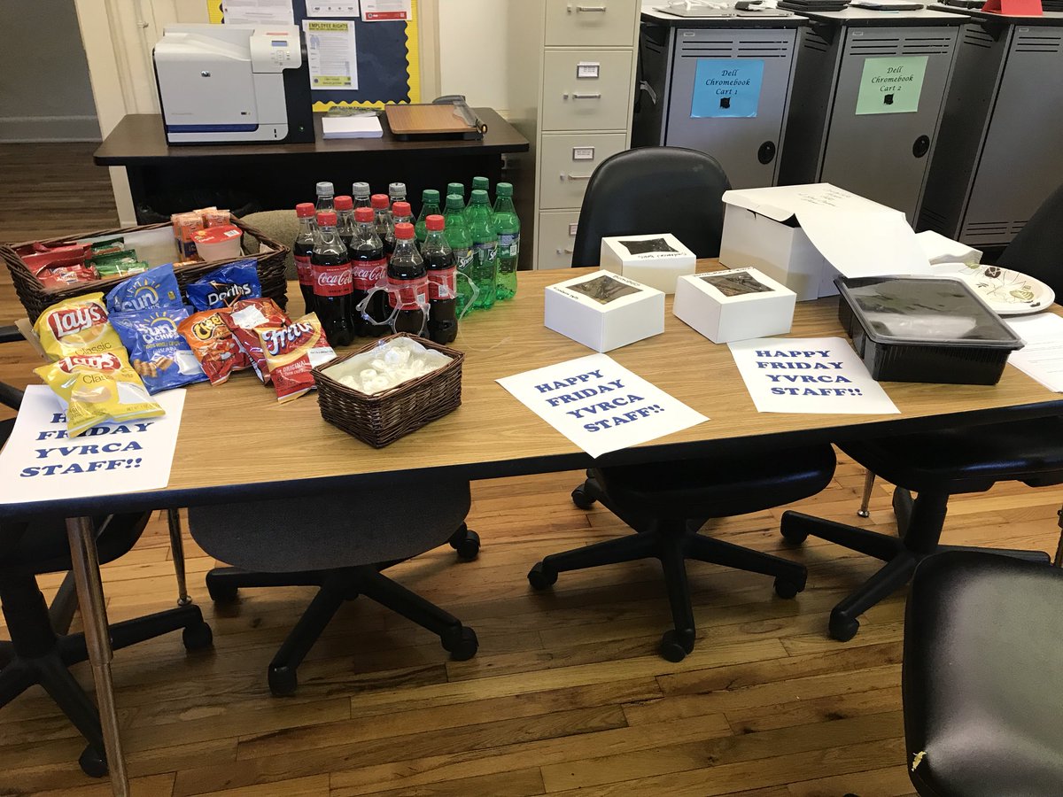 Shout out to awesome parents for providing sweet treats today!  #WeAreValley #AttitudeofExcellence <a href="/dcsnc/">@DCSNC</a>