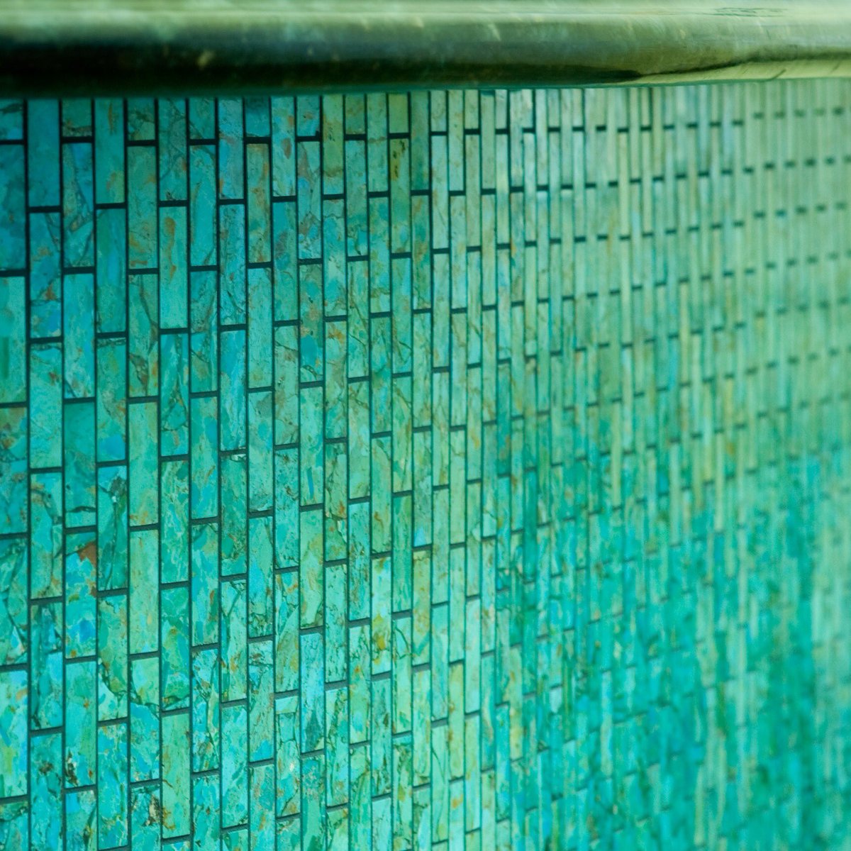 gemstonetilellc's tweet photo. This custom order of our Mosaic Turquoise collection is an amazing statement piece in this gorgeous kitchen! #tile #tiles #tilework #tiledesign #tilelove #tiletuesday #tileaddiction #turquoisetile #turquoise #kingmanturquoise #kingman #kingmanaz #arizona #interiordesign https://t.co/WCZoNNeGxy