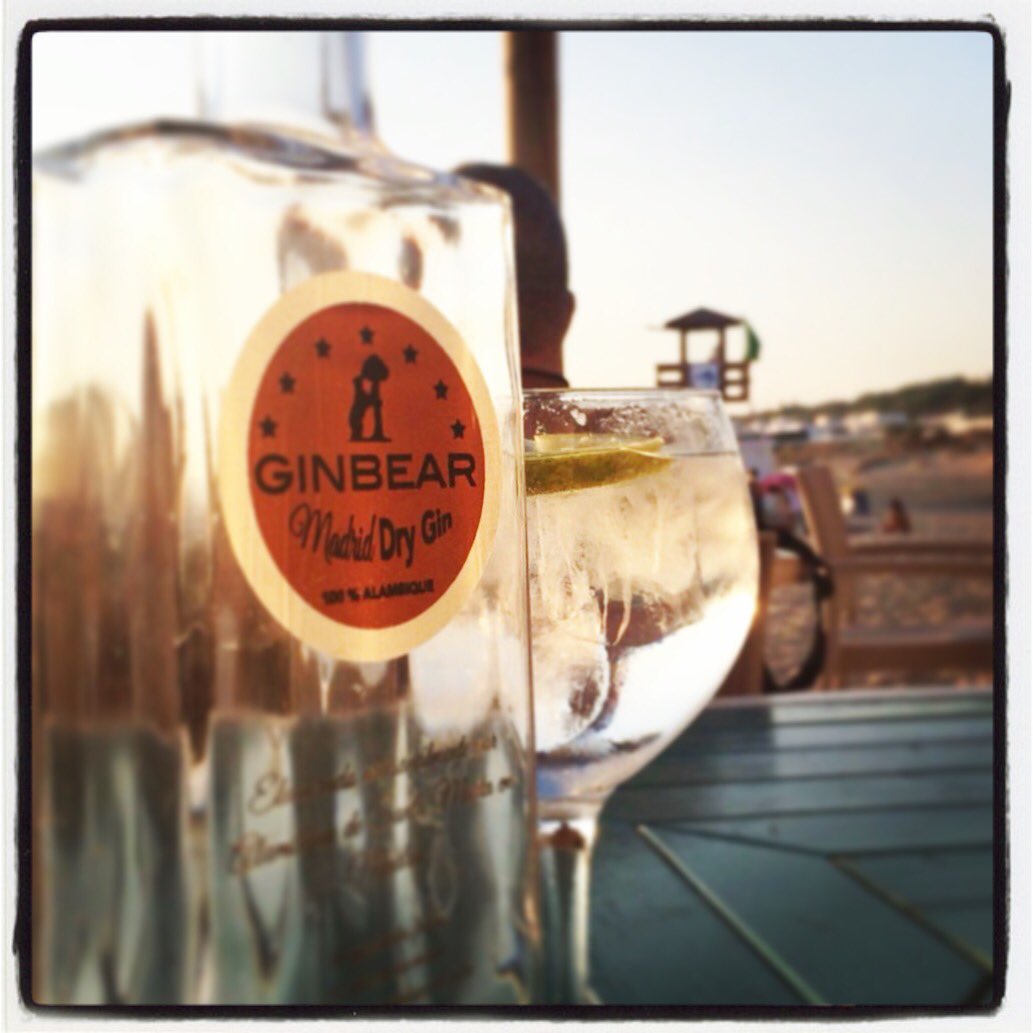 <a href="/AlambiqueSMarta/">AlambiqueSantaMarta</a> como cada año #ginbear en @chiringuitocasadiego