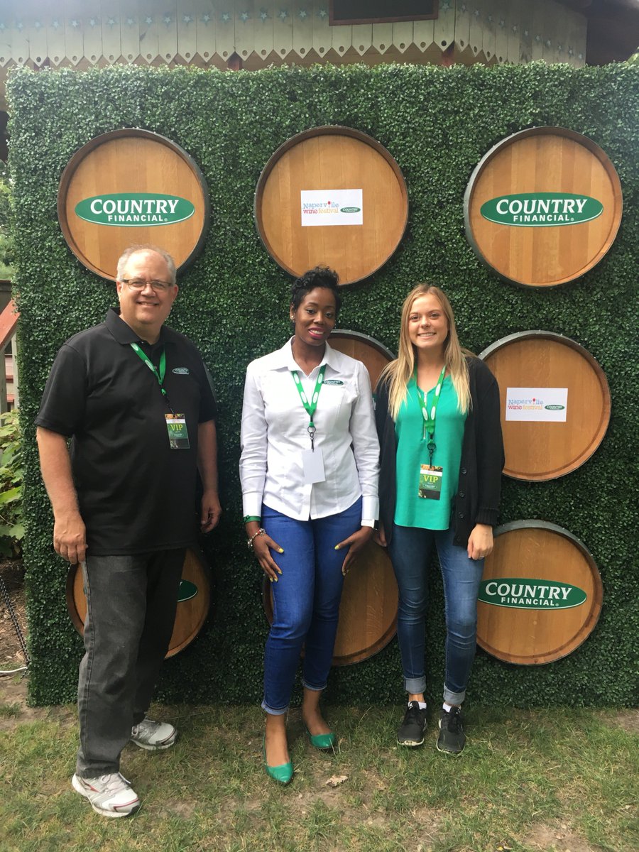 .<a href="/hellocountry/">Country Financial</a> is like that feeling you get after uncorking that first bottle. You know…that sense of calmness?  bit.ly/SimpleSips