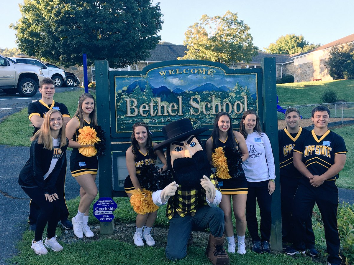 drbbettis's tweet photo. You know it’s going to be a great day when Yosef greets you when you come to school. @bethel_school @appstatesports #WeAreWatauga https://t.co/JHVPsdyN9e
