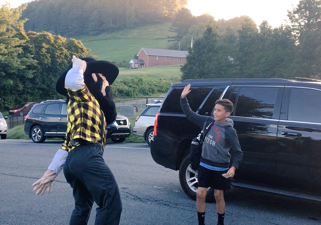 drbbettis's tweet photo. You know it’s going to be a great day when Yosef greets you when you come to school. @bethel_school @appstatesports #WeAreWatauga https://t.co/JHVPsdyN9e